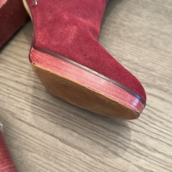Michale Kors Burgundy Red Suede Knee-High Boots size 8 - Picture 4 of 8
